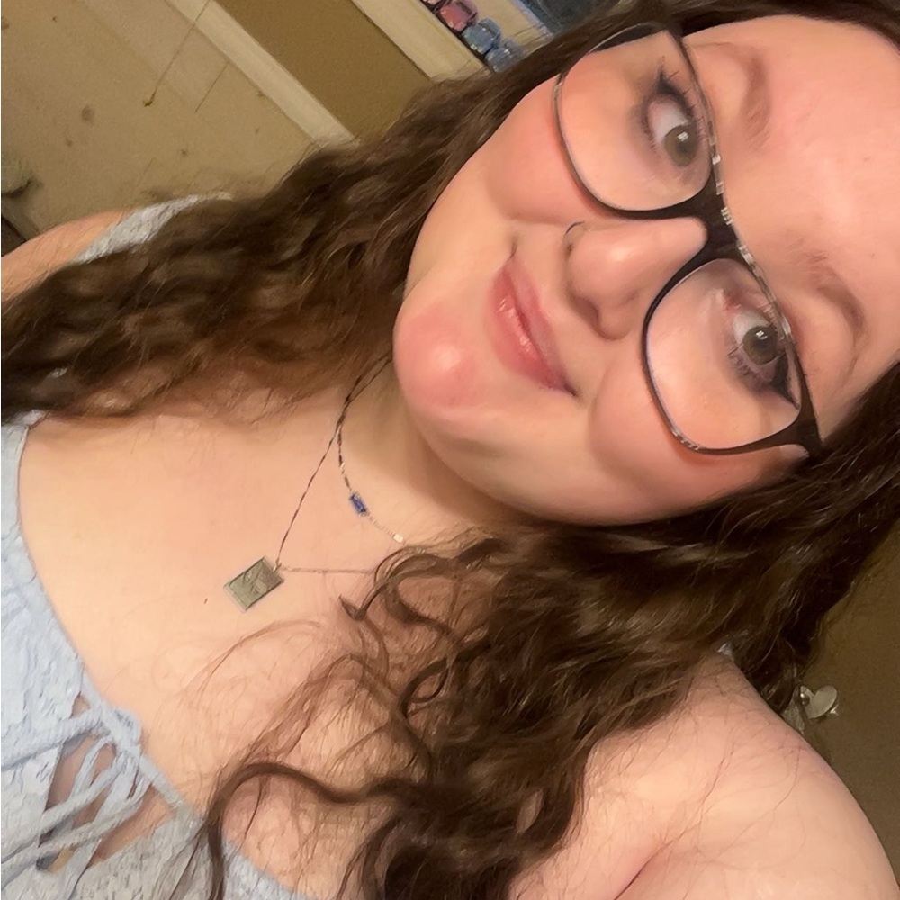 Meet your Posher, Brianna